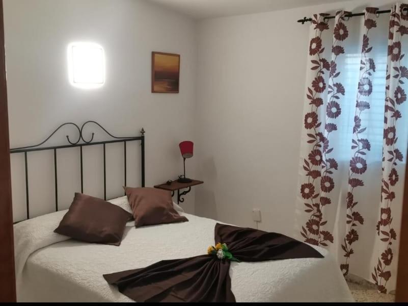 Chalet Con Jacuzzi Climatizado, Barbacoa Y Cerca De La Playa Abades  Exterior photo