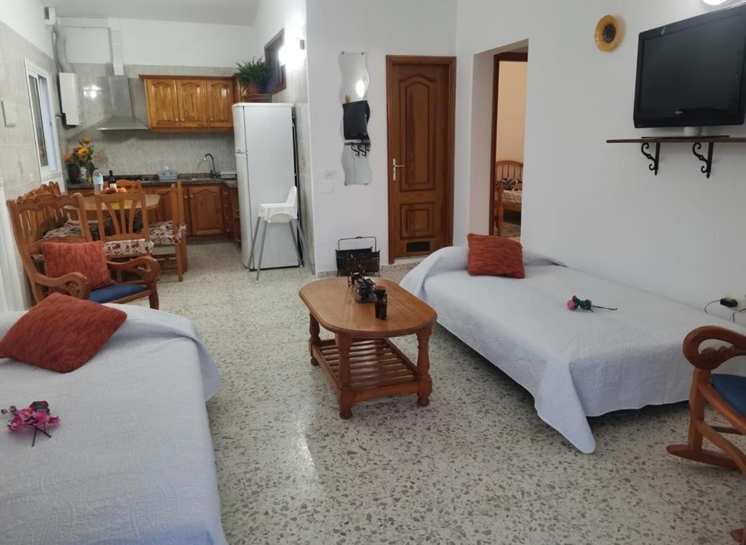 Chalet Con Jacuzzi Climatizado, Barbacoa Y Cerca De La Playa Abades  Exterior photo